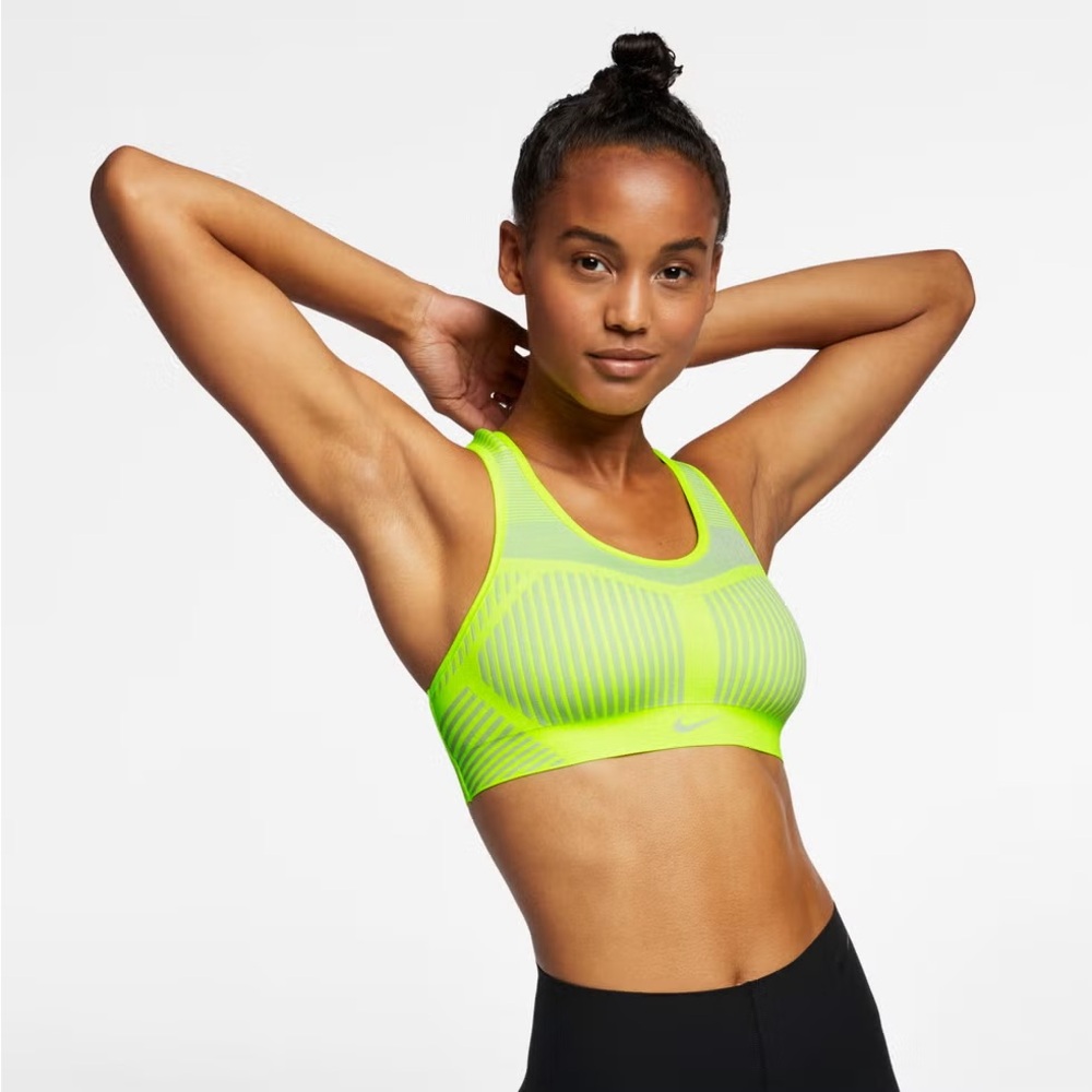 Nike Fe/nom flyknit sports bra volt yellow XS